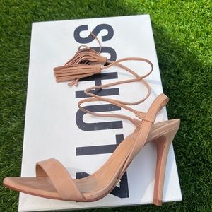Schutz Maggie Tassel Light Wood Sandal size 5.5